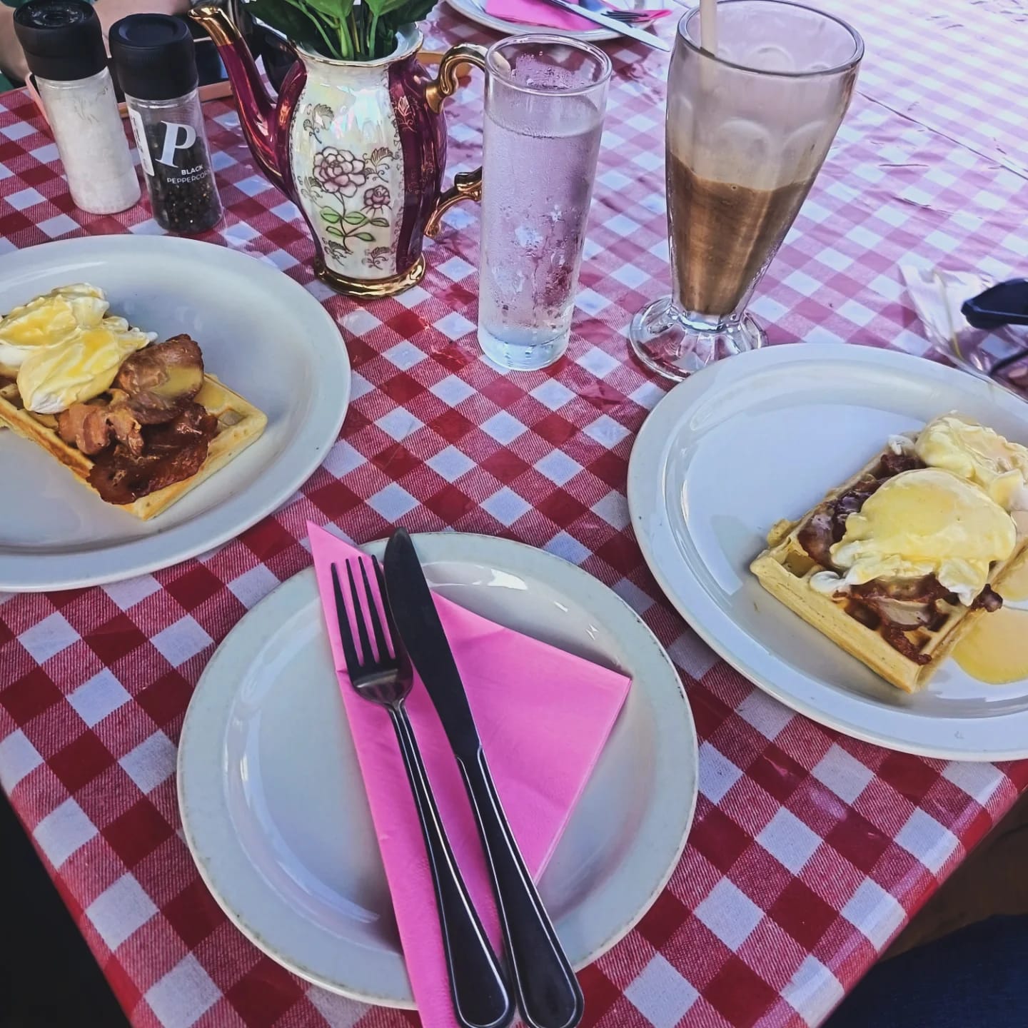 9 Lives Café photo 16